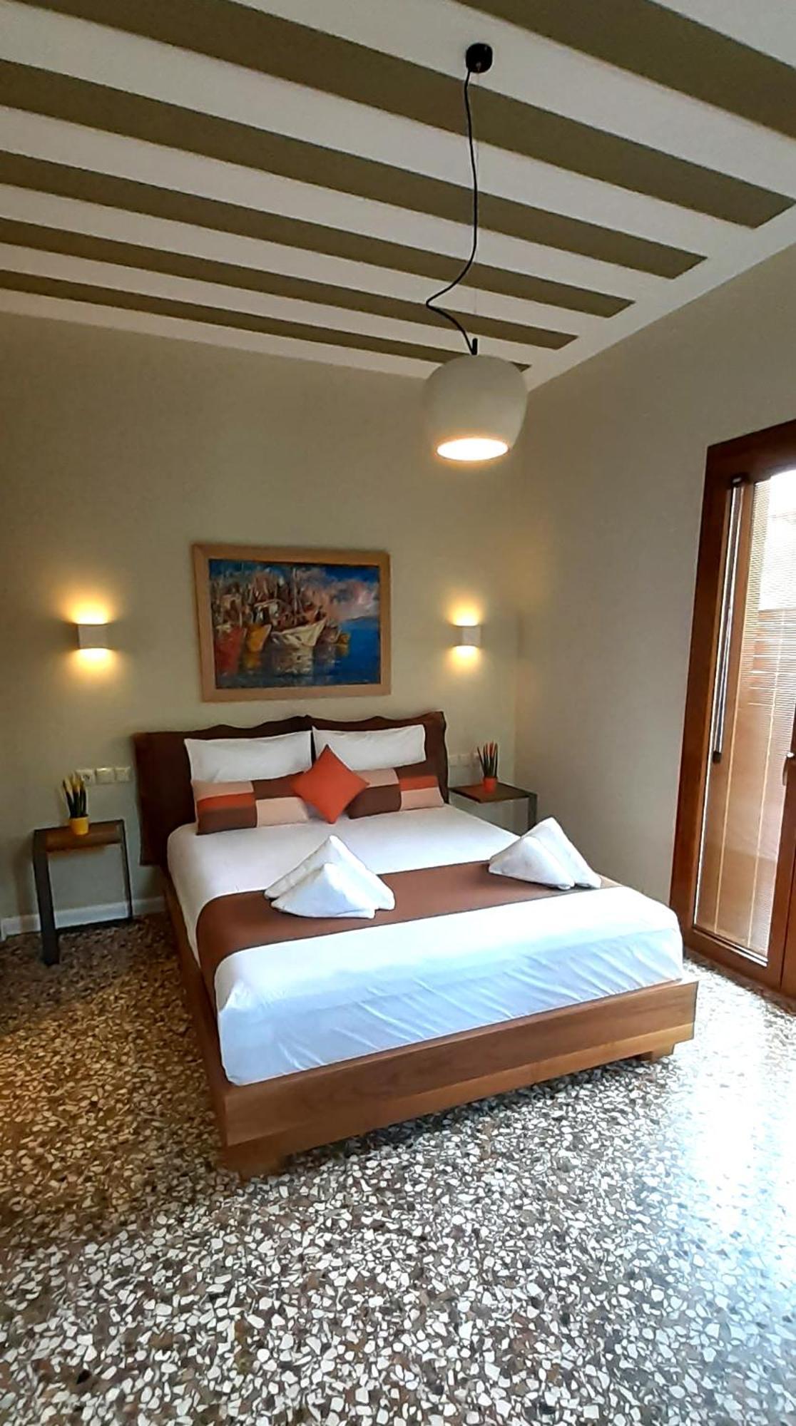 Andros 4 All Seasons Villas & Suites Ormos  Phòng bức ảnh